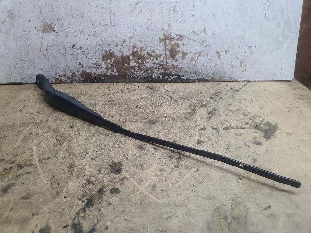 bontott DACIA SANDERO Jobb első Ablaktörlő Kar