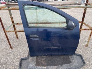 bontott DACIA SANDERO Jobb első Ajtó (Részeivel)