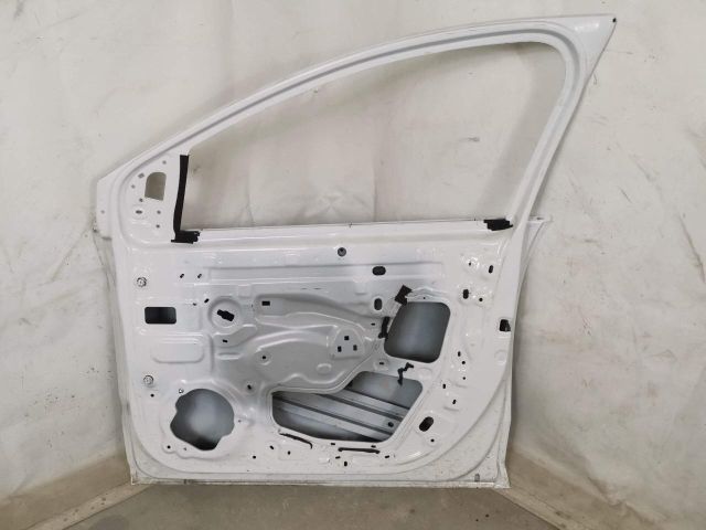 bontott DACIA SANDERO Jobb első Ajtó (Üres lemez)