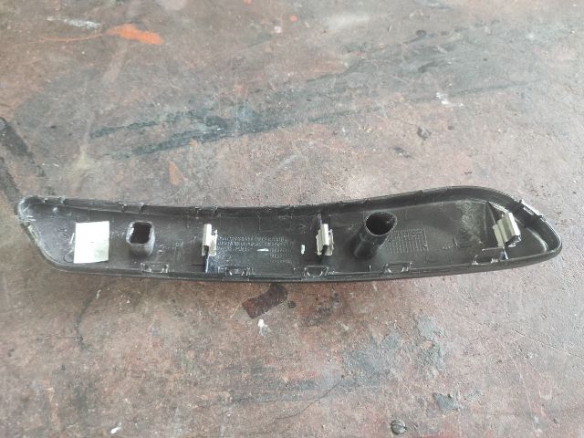 bontott DACIA SANDERO Jobb első Ajtóbehúzó