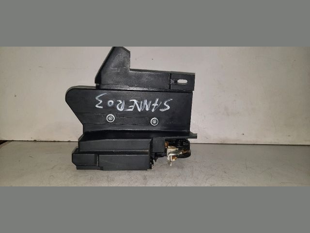 bontott DACIA SANDERO Jobb első Ajtózár