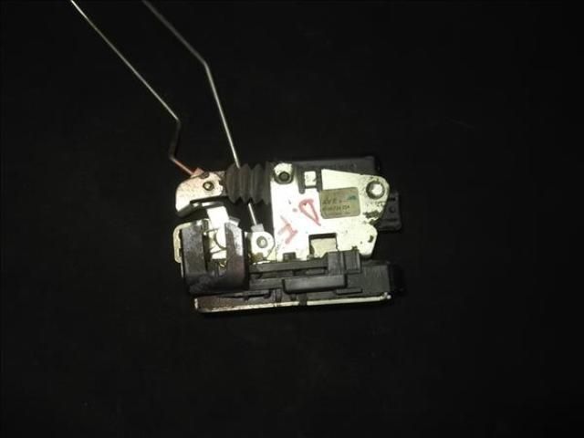 bontott DACIA SANDERO Jobb első Ajtózár