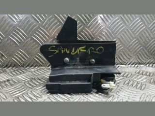 bontott DACIA SANDERO Jobb első Ajtózár