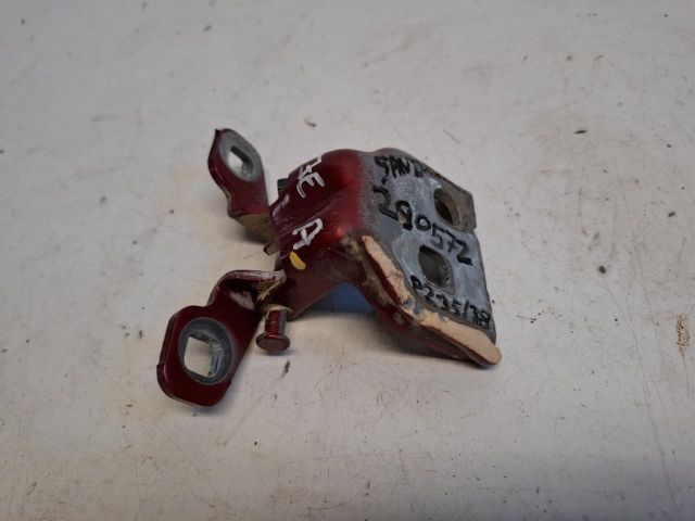 bontott DACIA SANDERO Jobb első Alsó Zsanér