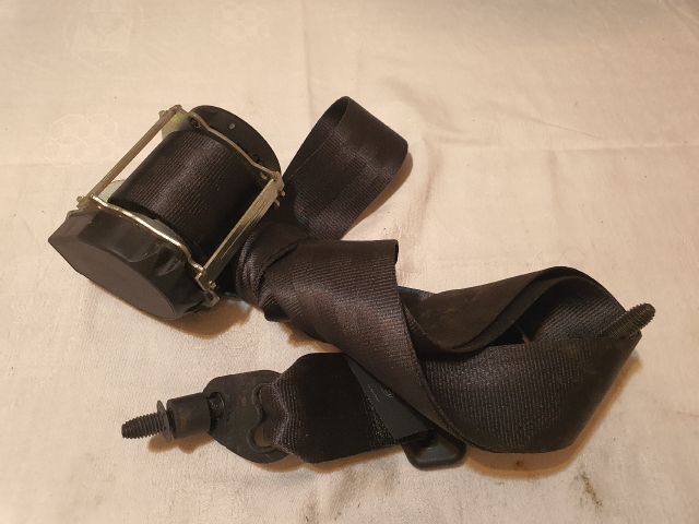 bontott DACIA SANDERO Jobb első Biztonsági Öv