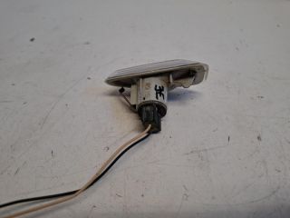 bontott DACIA SANDERO Jobb első Irányjelző