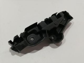 bontott DACIA SANDERO Jobb első Oldal Lökhárító Tartó (Műanyag)