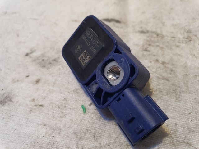 bontott DACIA SANDERO Jobb első Oldal Ütközés Érzékelő