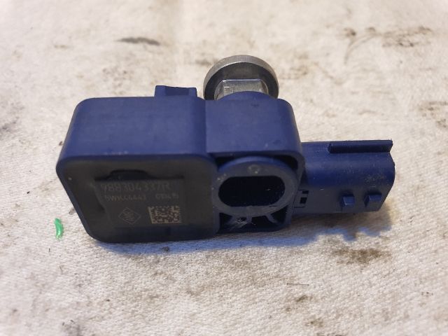 bontott DACIA SANDERO Jobb első Oldal Ütközés Érzékelő