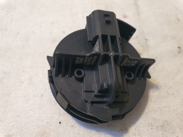 bontott DACIA SANDERO Jobb első Oldal Ütközés Érzékelő