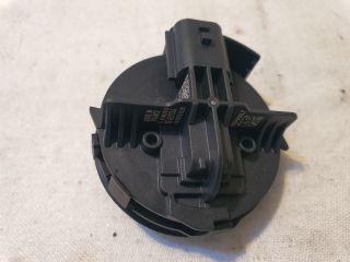 bontott DACIA SANDERO Jobb első Oldal Ütközés Érzékelő