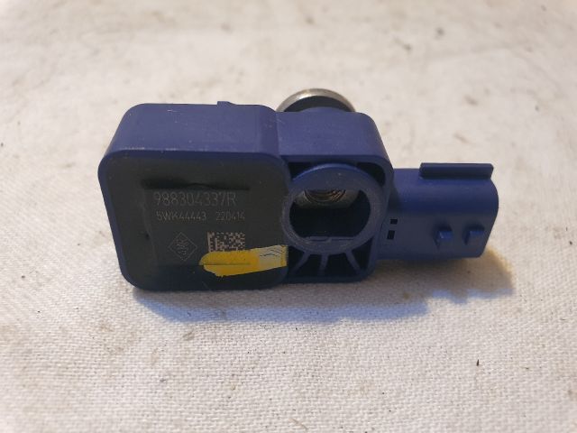 bontott DACIA SANDERO Jobb első Oldal Ütközés Érzékelő