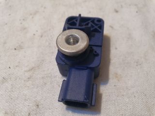 bontott DACIA SANDERO Jobb első Oldal Ütközés Érzékelő