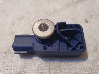 bontott DACIA SANDERO Jobb első Oldal Ütközés Érzékelő