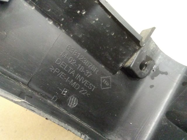 bontott DACIA SANDERO Jobb első Sárvédő Szélesítő