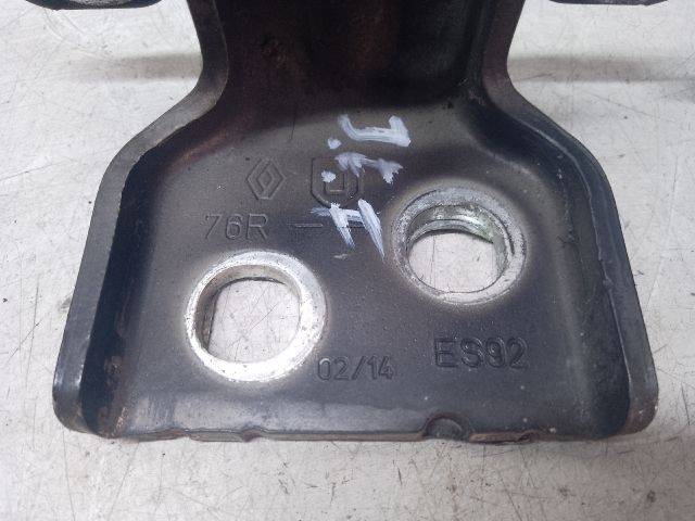 bontott DACIA SANDERO Jobb első Zsanér