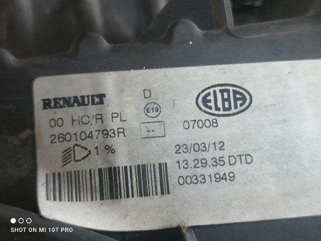 bontott DACIA SANDERO Jobb Fényszóró