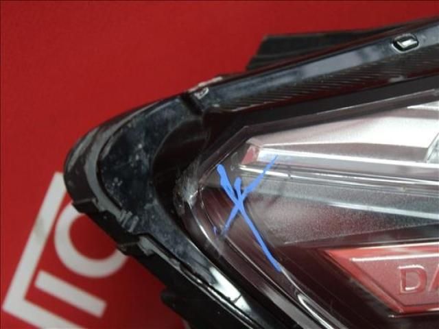 bontott DACIA SANDERO Jobb Fényszóró