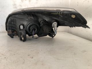 bontott DACIA SANDERO Jobb Fényszóró