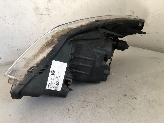 bontott DACIA SANDERO Jobb Fényszóró