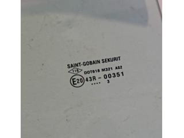 bontott DACIA SANDERO Jobb hátsó Ablak