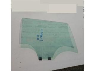 bontott DACIA SANDERO Jobb hátsó Ablak