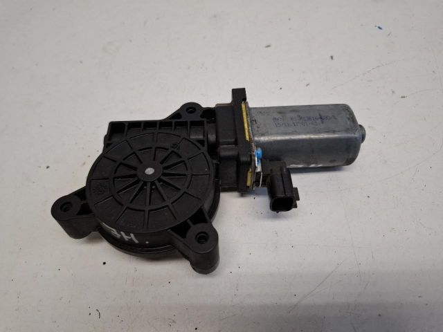bontott DACIA SANDERO Jobb hátsó Ablakemelő Motor