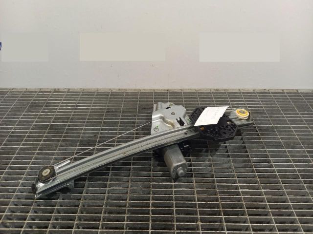 bontott DACIA SANDERO Jobb hátsó Ablakemelő Szerkezet (Elektromos)