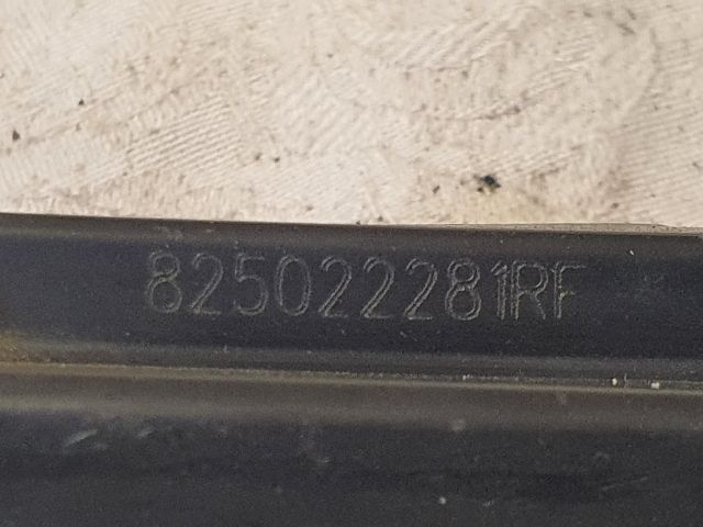 bontott DACIA SANDERO Jobb hátsó Ajtózár