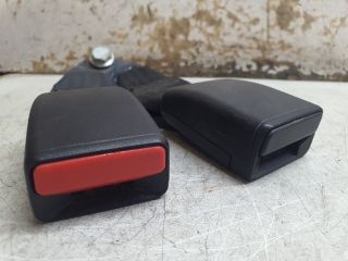 bontott DACIA SANDERO Jobb hátsó Biztonsági Öv Csat