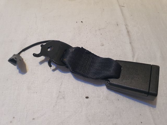 bontott DACIA SANDERO Jobb hátsó Biztonsági Öv Csat