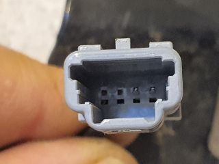 bontott DACIA SANDERO Jobb hátsó Biztonsági Öv Csat