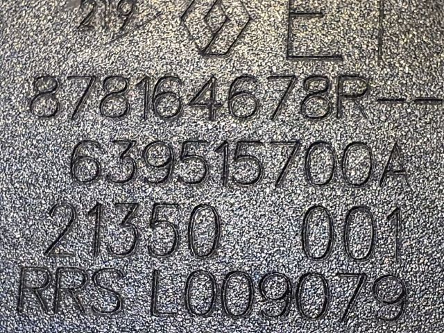 bontott DACIA SANDERO Jobb hátsó Biztonsági Öv Csat