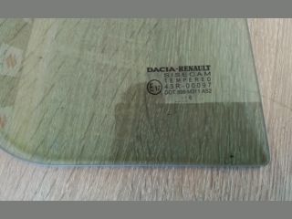 bontott DACIA SANDERO Jobb hátsó Fixüveg (Ajtóban)