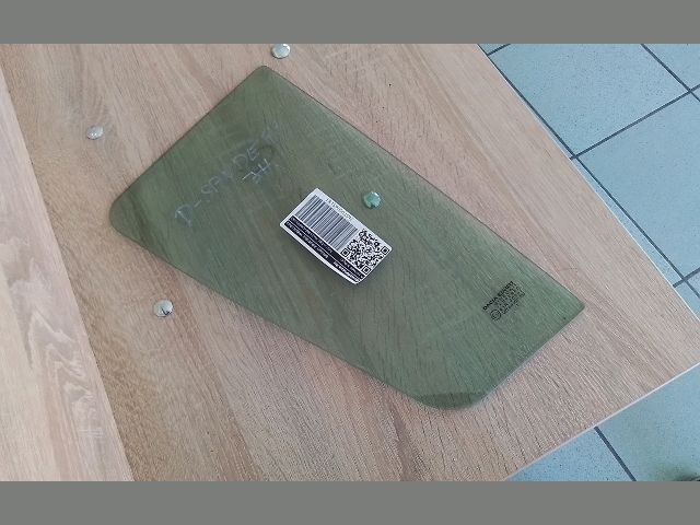 bontott DACIA SANDERO Jobb hátsó Fixüveg (Ajtóban)