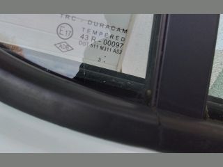 bontott DACIA SANDERO Jobb hátsó Fixüveg (Ajtóban)