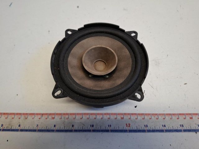 bontott DACIA SANDERO Jobb hátsó Hangszóró