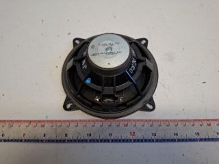 bontott DACIA SANDERO Jobb hátsó Hangszóró