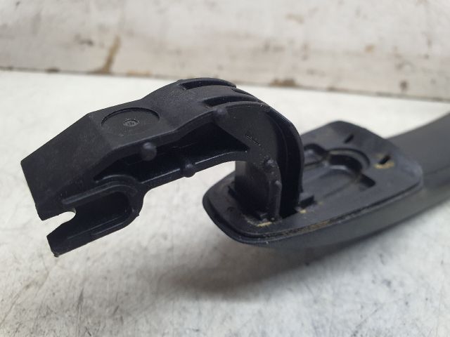 bontott DACIA SANDERO Jobb hátsó Külső Kilincs