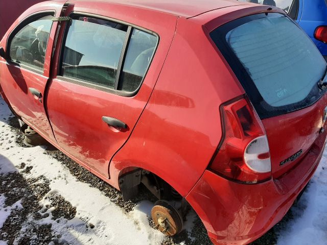 bontott DACIA SANDERO Jobb Hátsó Lámpa