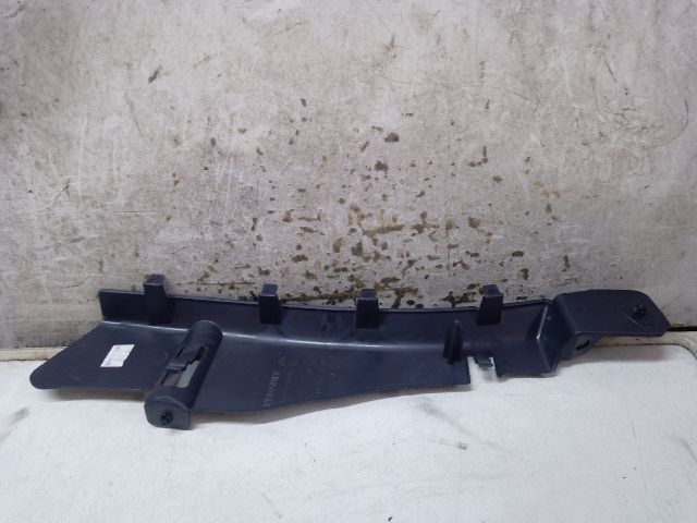 bontott DACIA SANDERO Jobb hátsó Oldal Lökhárító Tartó (Műanyag)