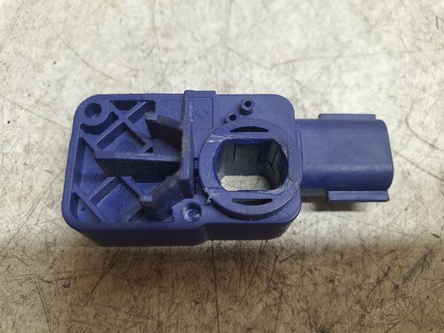 bontott DACIA SANDERO Jobb hátsó Oldal Ütközés Érzékelő