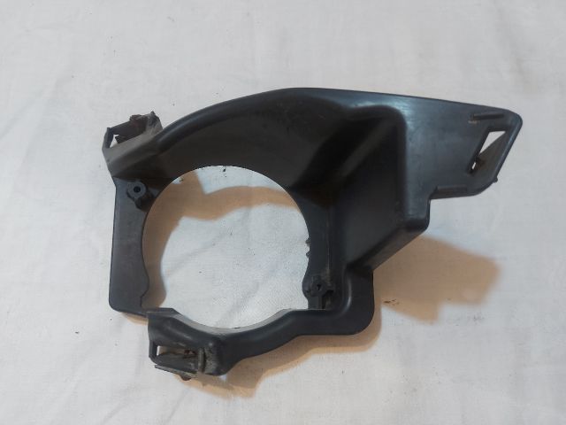 bontott DACIA SANDERO Jobb Ködfényszóró Lámpakeret