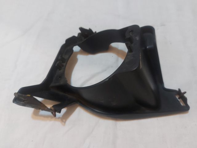 bontott DACIA SANDERO Jobb Ködfényszóró Lámpakeret