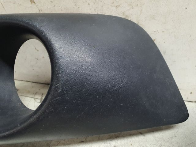 bontott DACIA SANDERO Jobb Ködfényszóró Lámpakeret