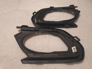 bontott DACIA SANDERO Jobb Ködfényszóró Lámpakeret