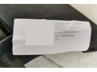 bontott DACIA SANDERO Jobb Ködlámpa Rács