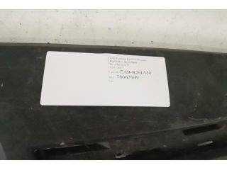 bontott DACIA SANDERO Jobb Ködlámpa Rács