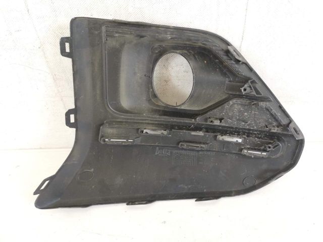 bontott DACIA SANDERO Jobb Ködlámpa Rács