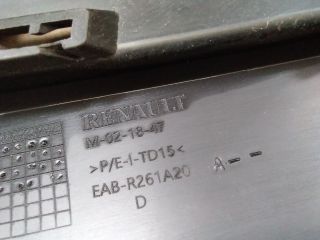 bontott DACIA SANDERO Jobb Ködzárófény Keret